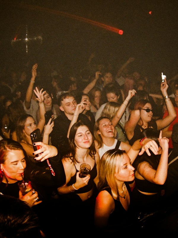 A Night of House music (Free Party)