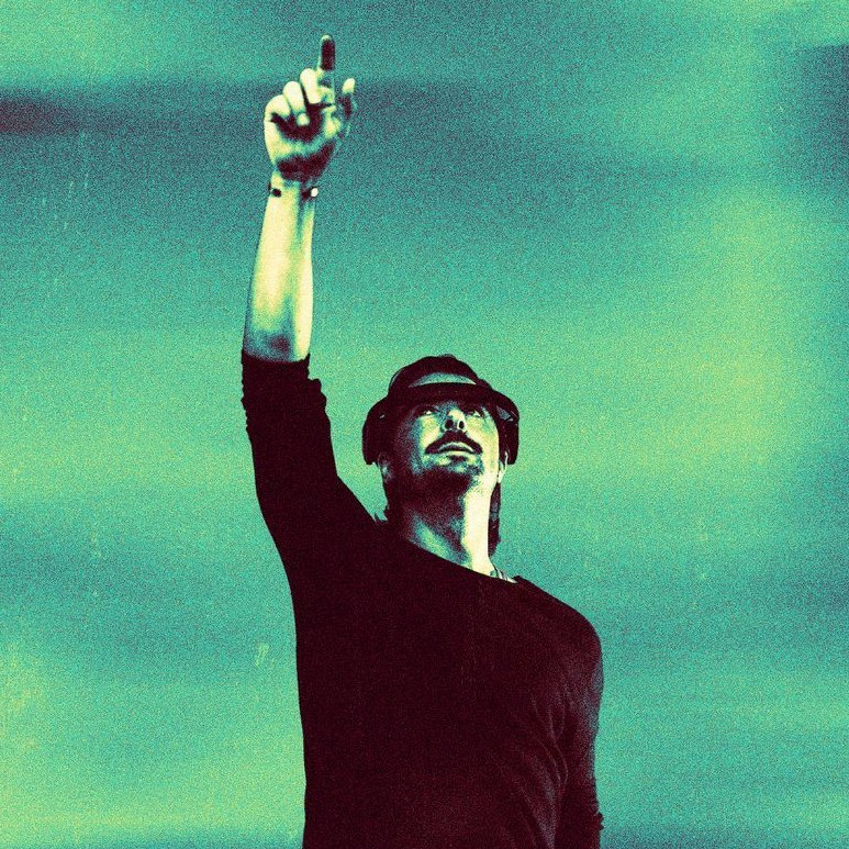 Cover image for AXWELL