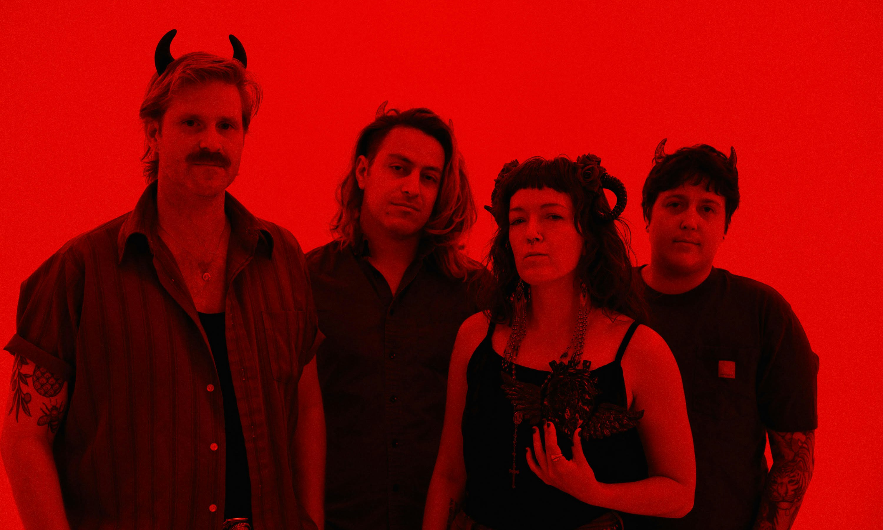 TERI QUINN & THE COYOTES w/DEA EX MACHINA & MOL SULLIVAN