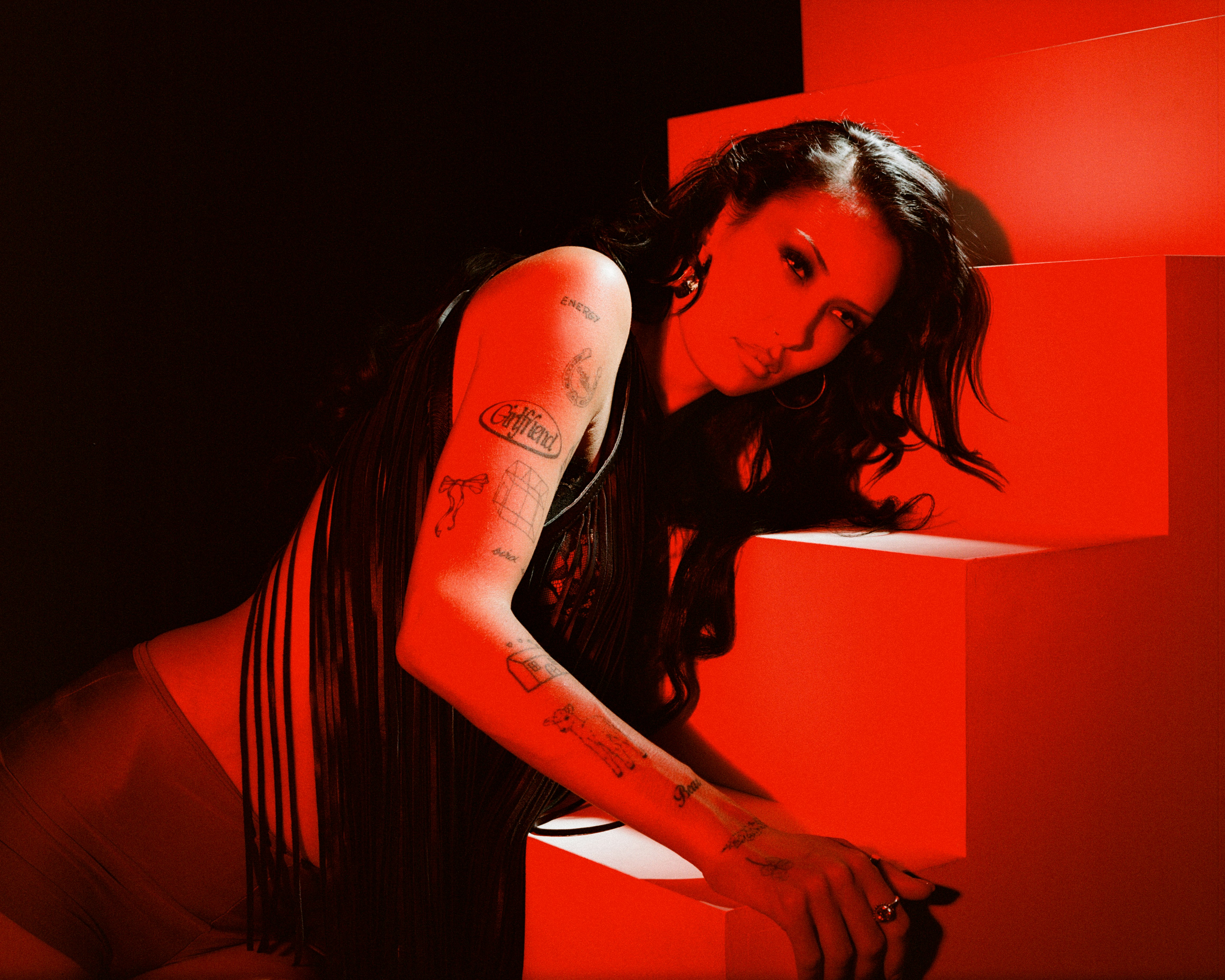 Nieve Ella: Intimate Acoustic Performance + Signing at Rough Trade East London, London