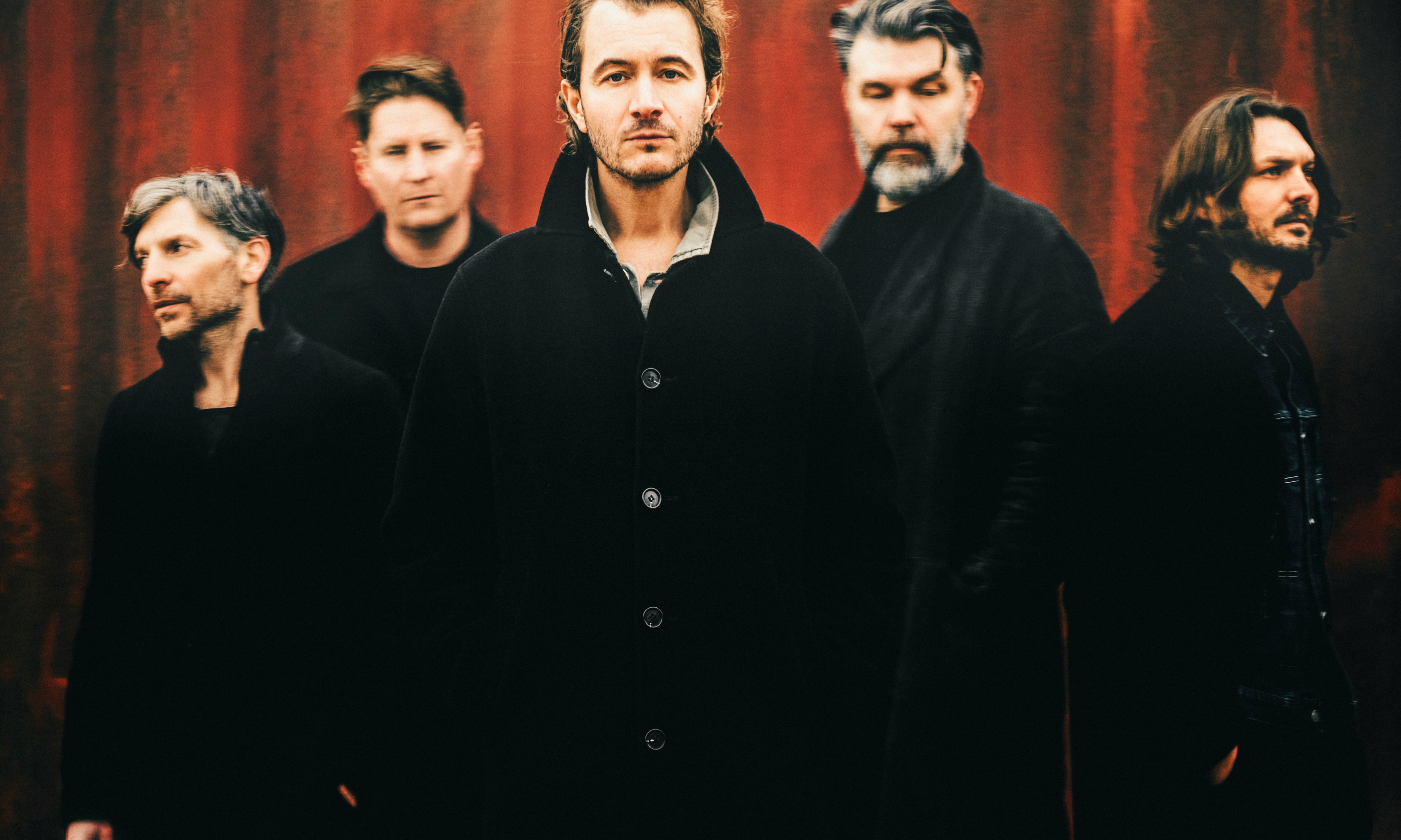 Imagen de la fuente — Editors: Stripped Back Performance