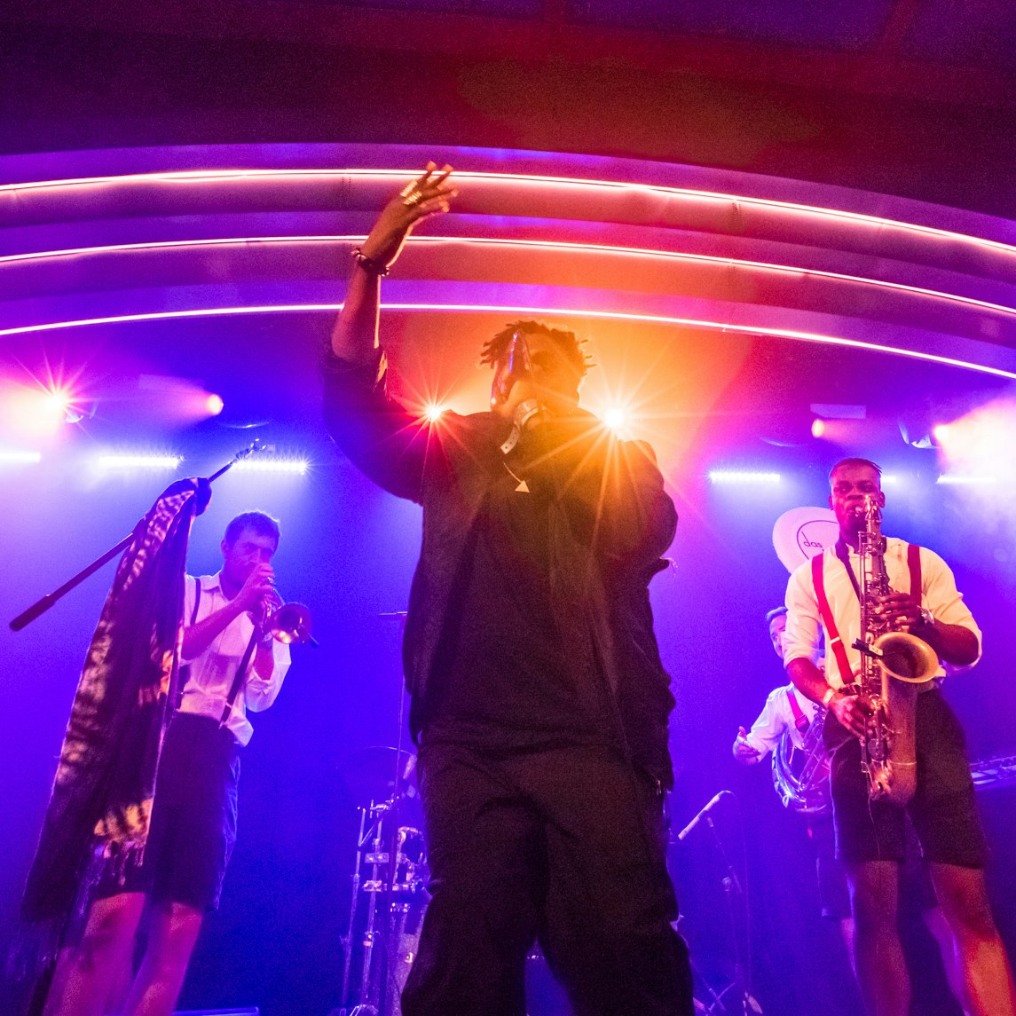 Das Brass Xmas Blowout