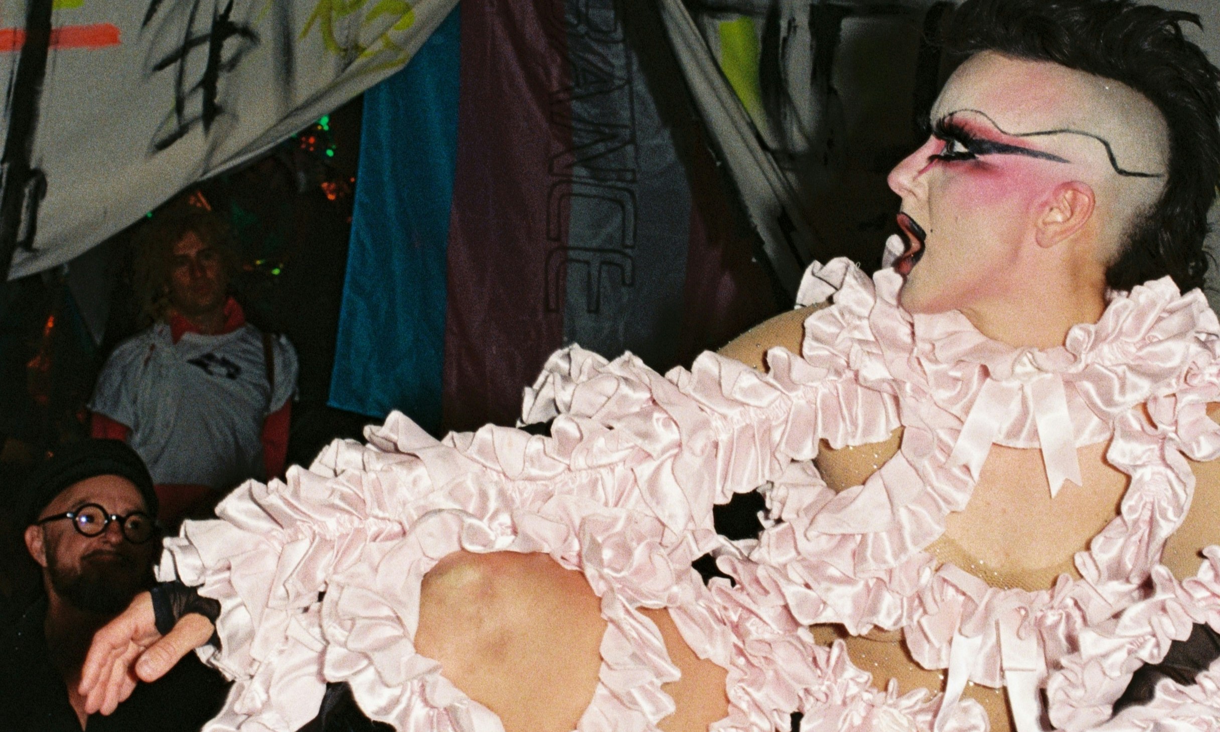 Meet me in the dressing room