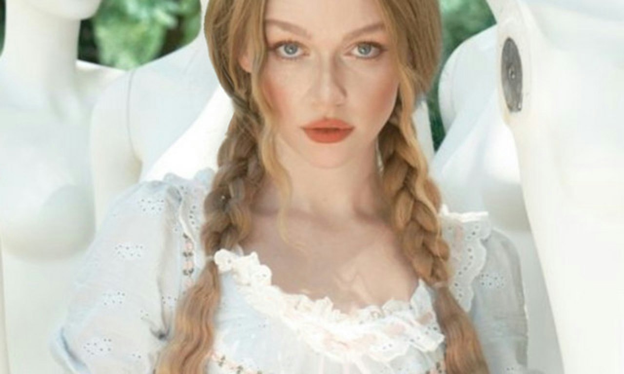 Mollie Elizabeth